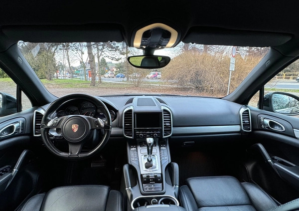 Porsche Cayenne cena 89900 przebieg: 218000, rok produkcji 2012 z Kraków małe 436